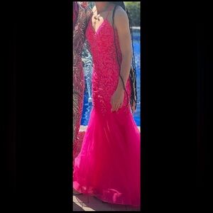 Elegant Pink Lace Dress